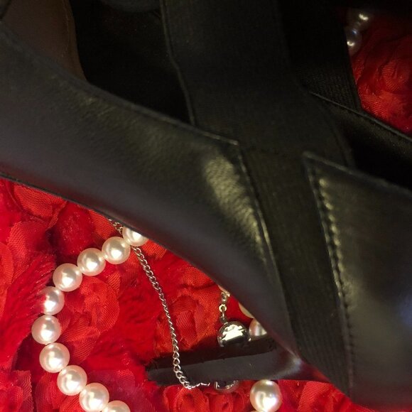 TAHARI Womens BARBI HIGH HEELS - Picture 9 of 16